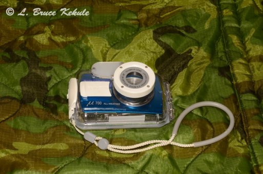 Olympus U-700 digital camera and underwater housing